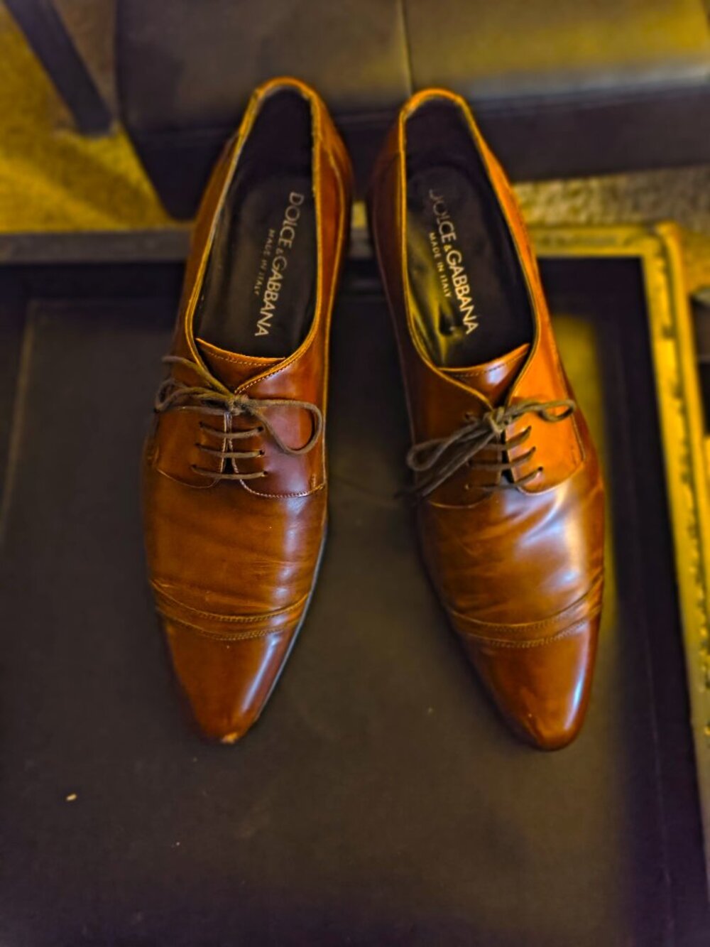 Dolce & Gabbana / Sleek leather brown shoes / Size 10